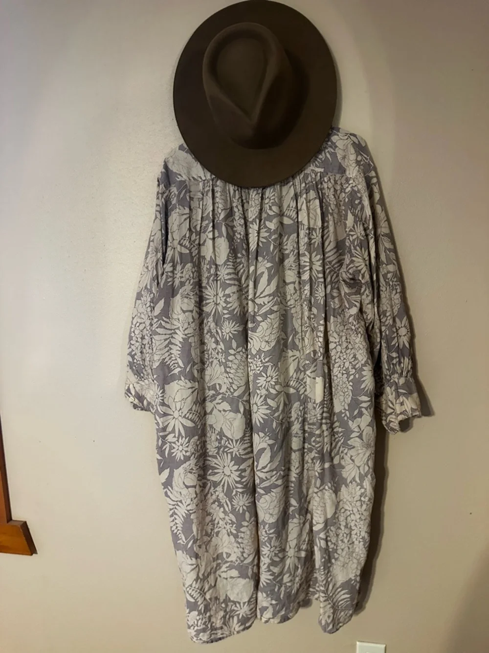 Magnolia Pearl Cordelia top - Picture 2 of 2